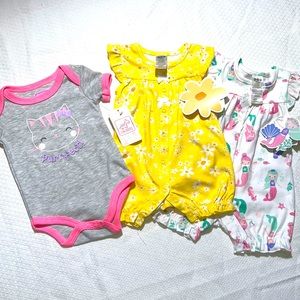NWT 3pcs Oneies